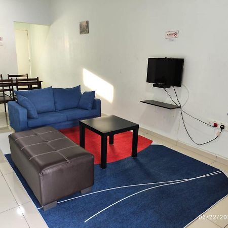 Oyo Homes 90679 Bahari Homes Malacca Екстер'єр фото