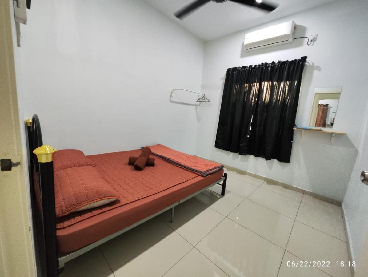 Oyo Homes 90679 Bahari Homes Malacca Екстер'єр фото